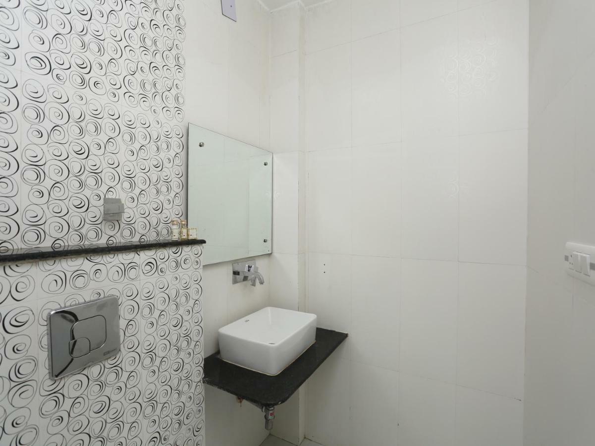 Bilberry Hotel Rewari Luaran gambar