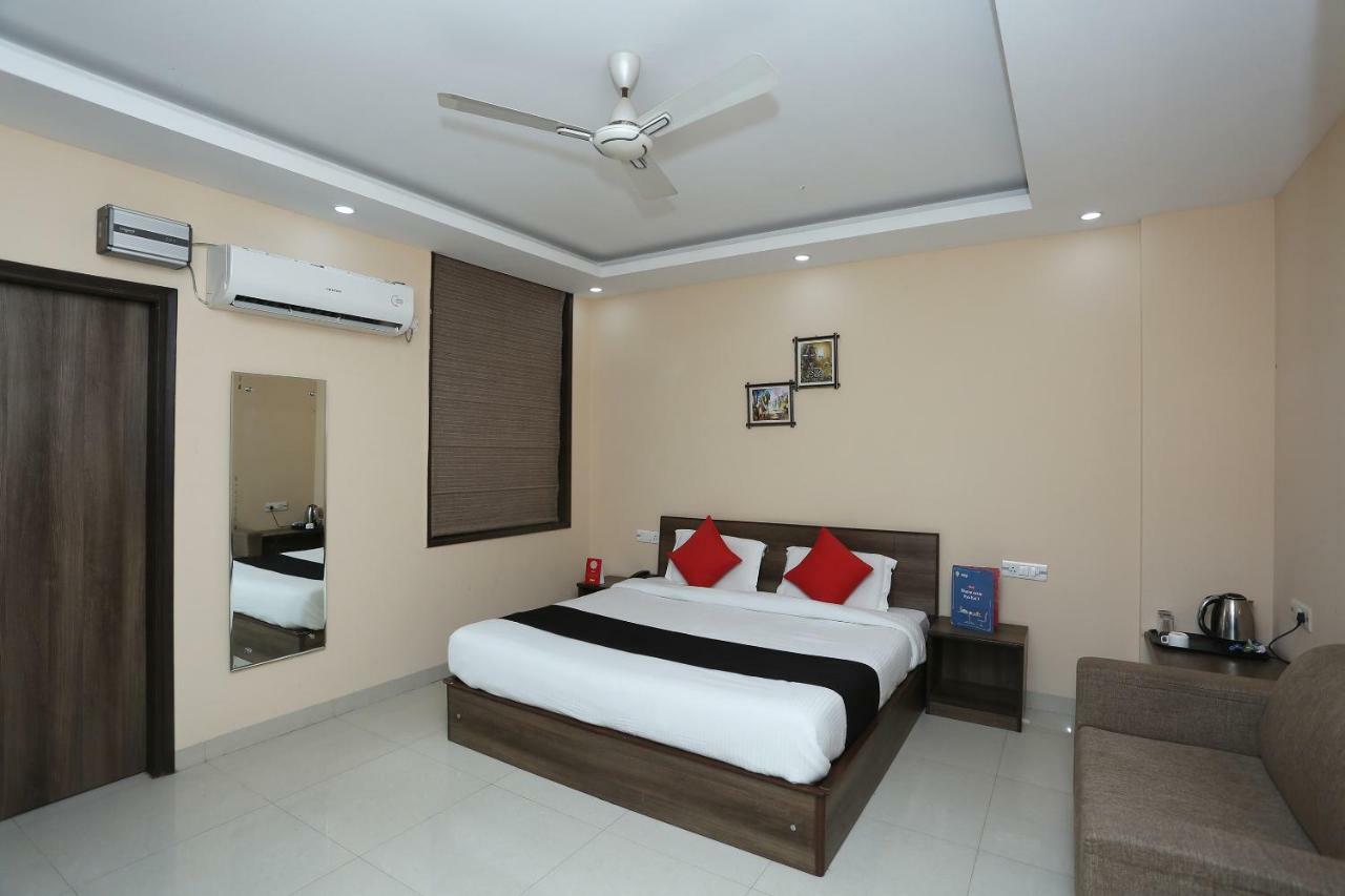Bilberry Hotel Rewari Luaran gambar
