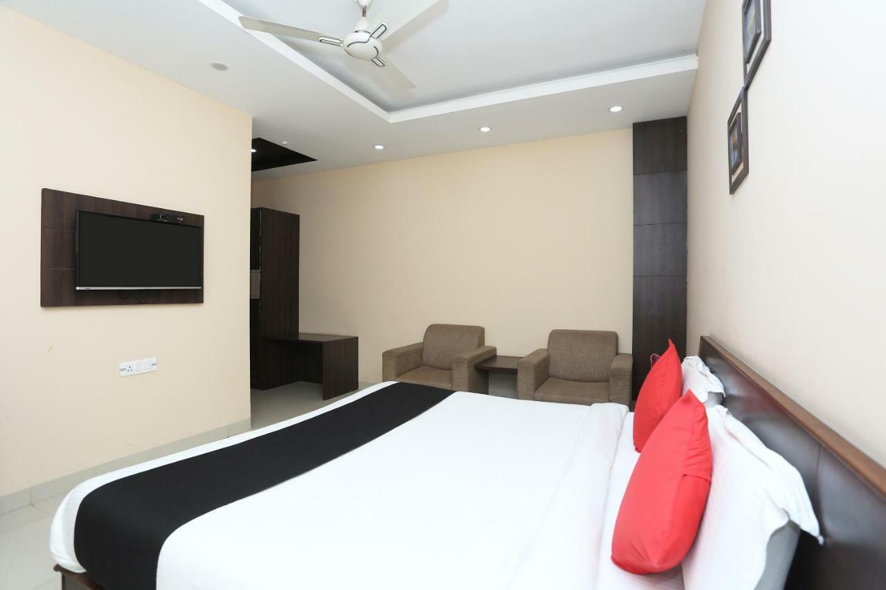 Bilberry Hotel Rewari Luaran gambar