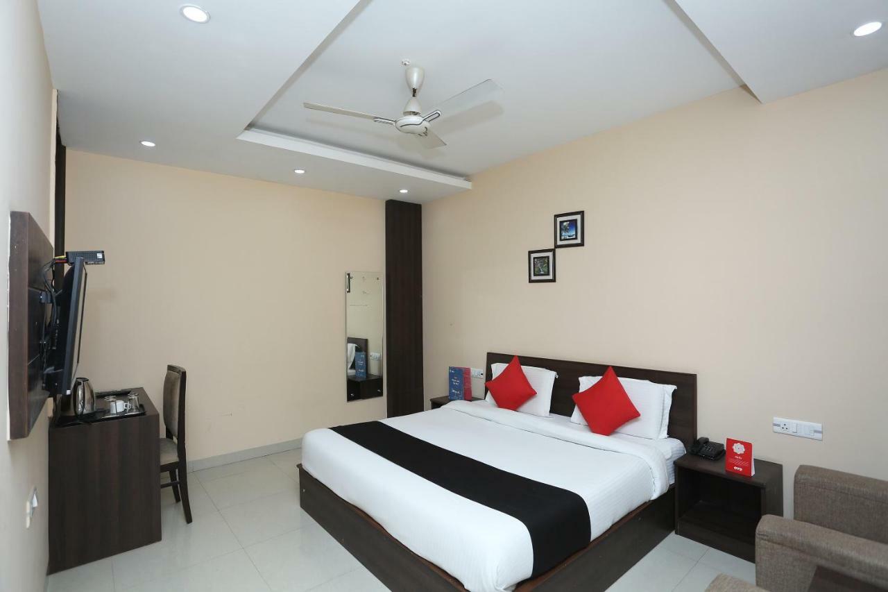 Bilberry Hotel Rewari Luaran gambar