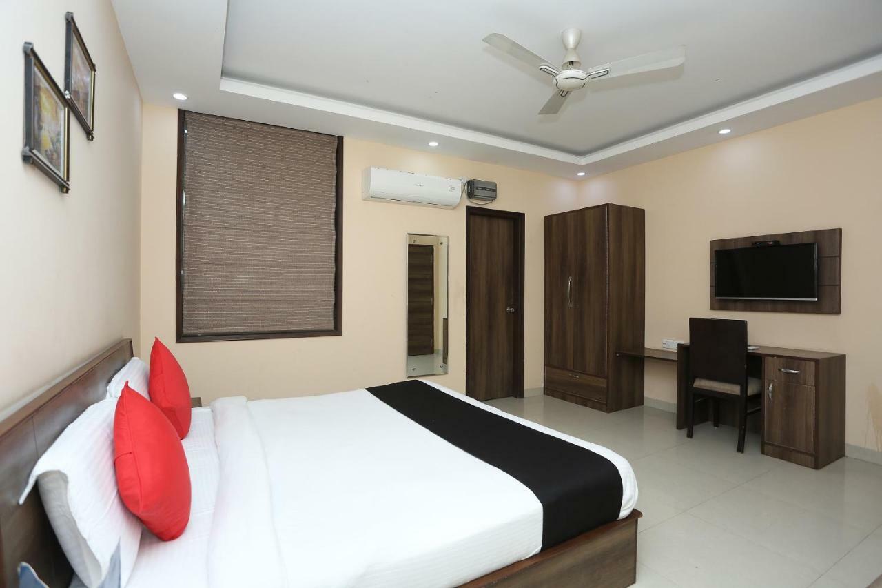 Bilberry Hotel Rewari Luaran gambar